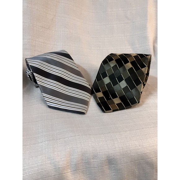 2 Mens 100% silk ties - Picture 2 of 9